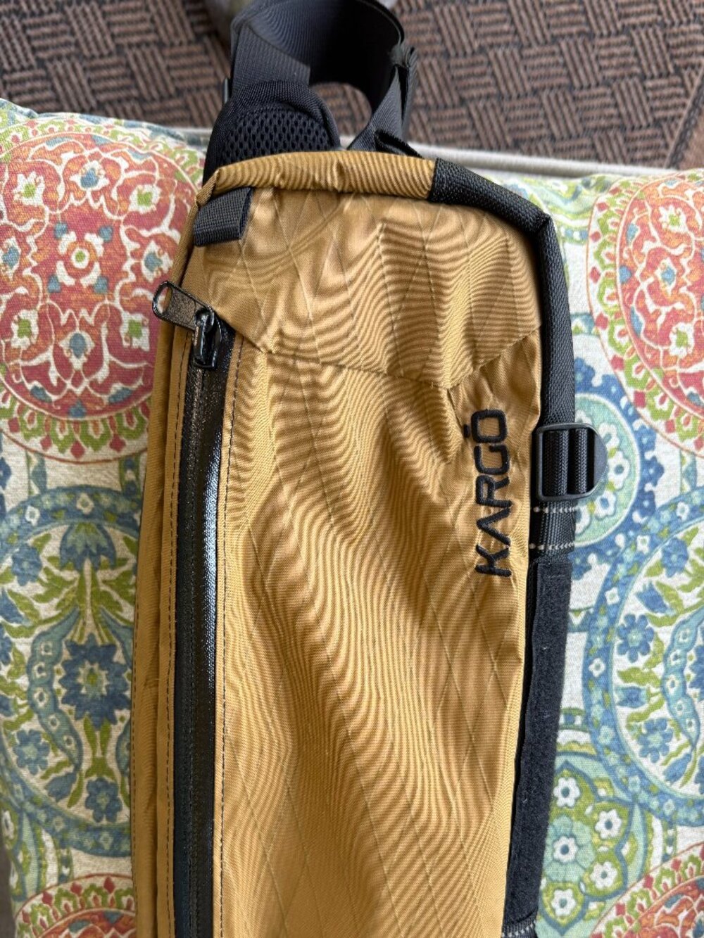 Kargo Loculus Sling / Crossbody Bag, X-Pac, Very Nice